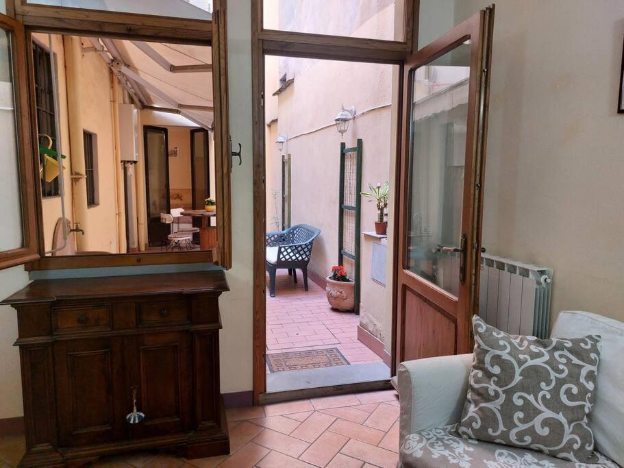 Laura Apartment In The Heart Of Florenţa Exterior foto